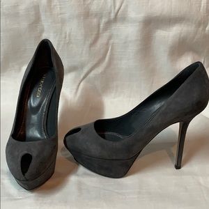 Sergio Rossi grey suede peep toe platforms 36